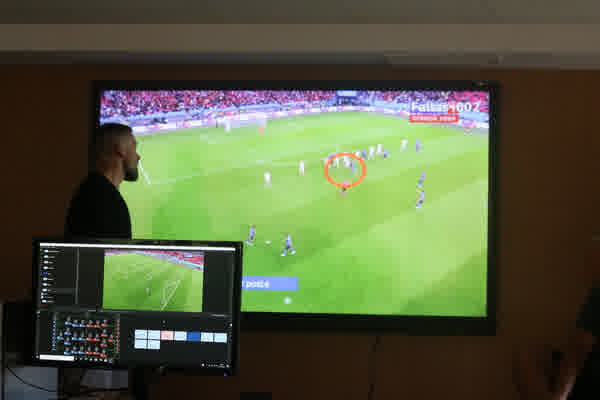 Penguatan mental memainkan peranan krusial dalam strategi persiapan tim nasional.