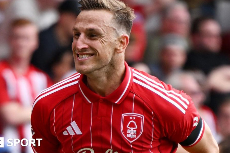 Nottingham Forest Tundukkan Brentford 3-1 di Premier League